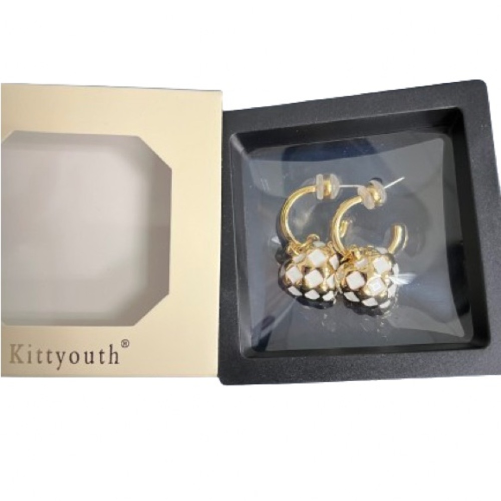 Heart drop earrings